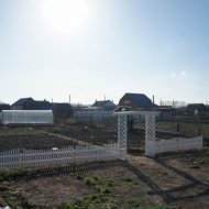 Садовый заборчик и арка из мусора своими руками - Фотография 26 - DSC09095.JPG