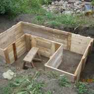 Постройка мойдодыра - Фотография 2 - 2011-08-02-2 Установил опалубку.JPG